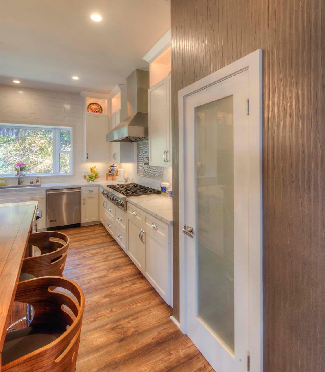 Pacific Beach Contemporary Remodel — photo 3