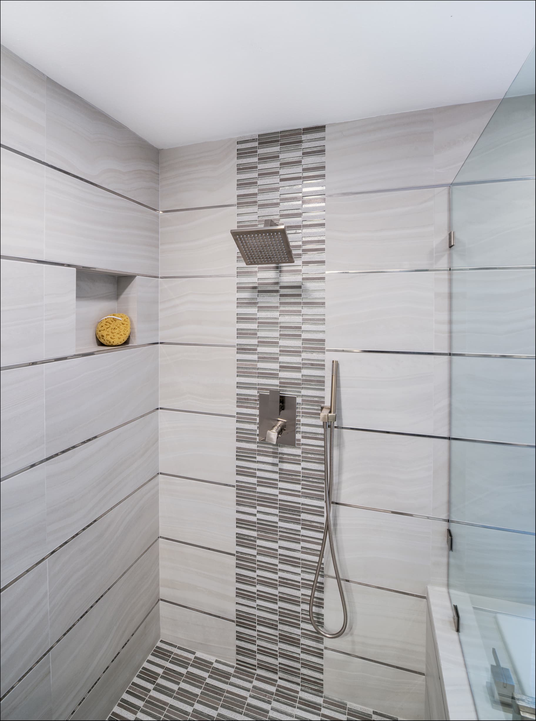 Sunset Cliffs Contemporary Remodel — photo 3