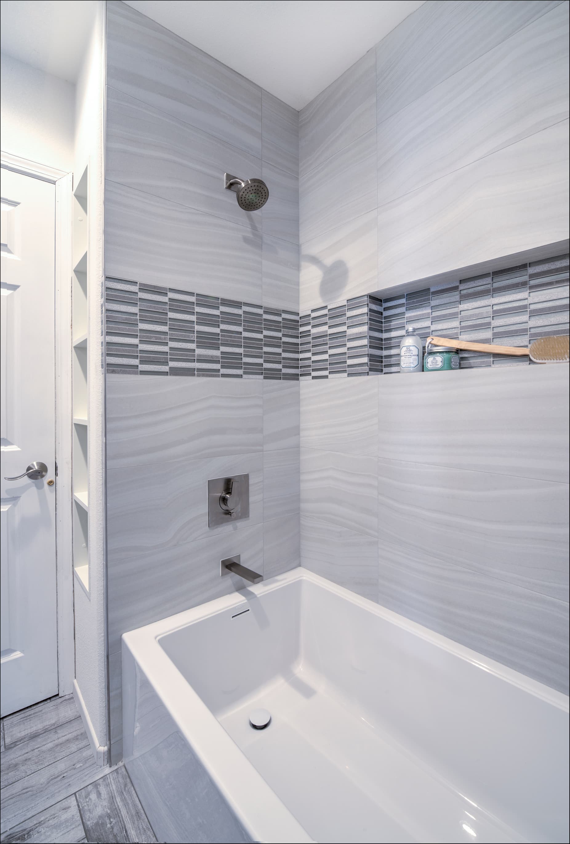 Sunset Cliffs Contemporary Remodel — photo 10